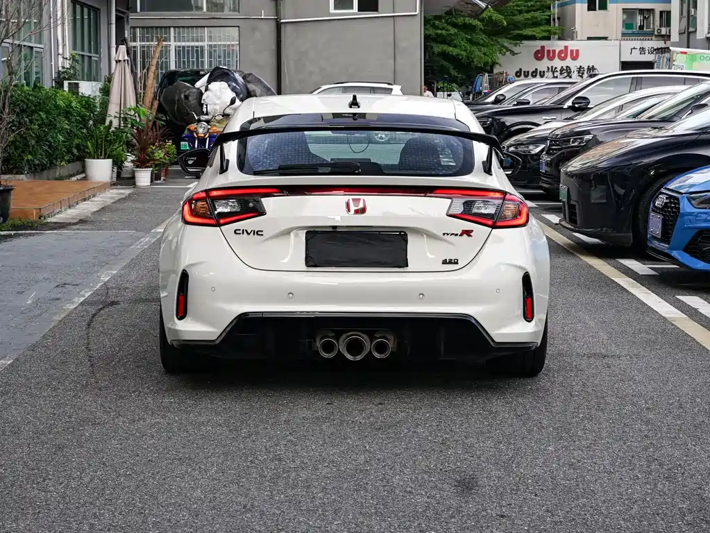 Honda Civic 2023 — фото 14
