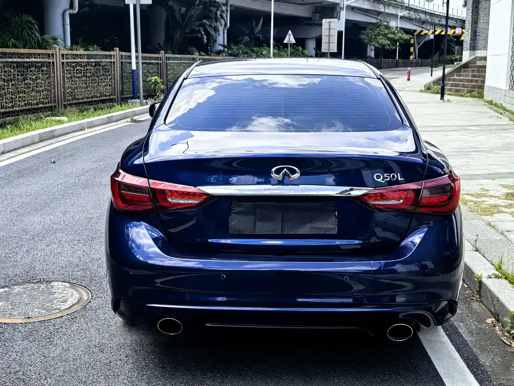 Infiniti Q50L 2018 — фото 14