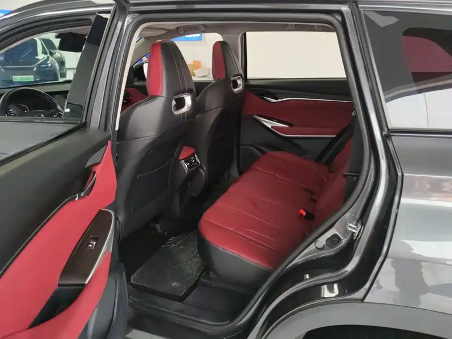 Changan CS75PLUS 2020 — фото 11