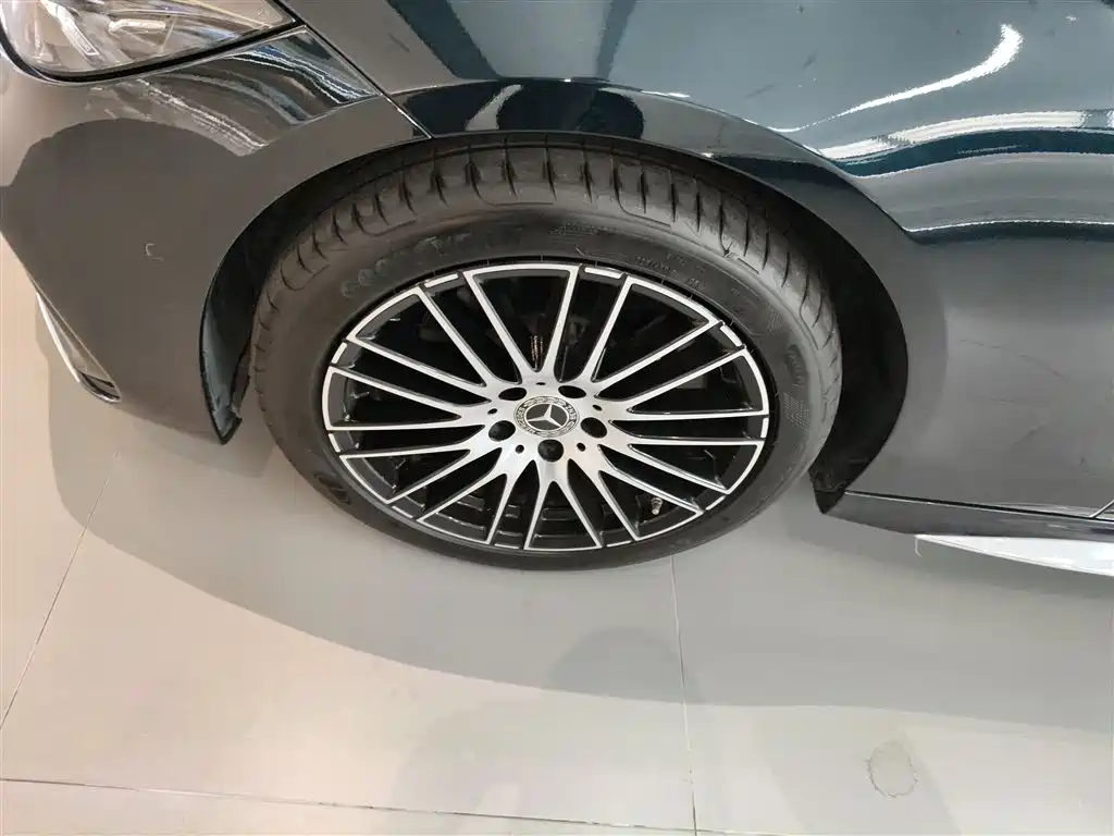 Mercedes-Benz C-Class 2023 — фото 23