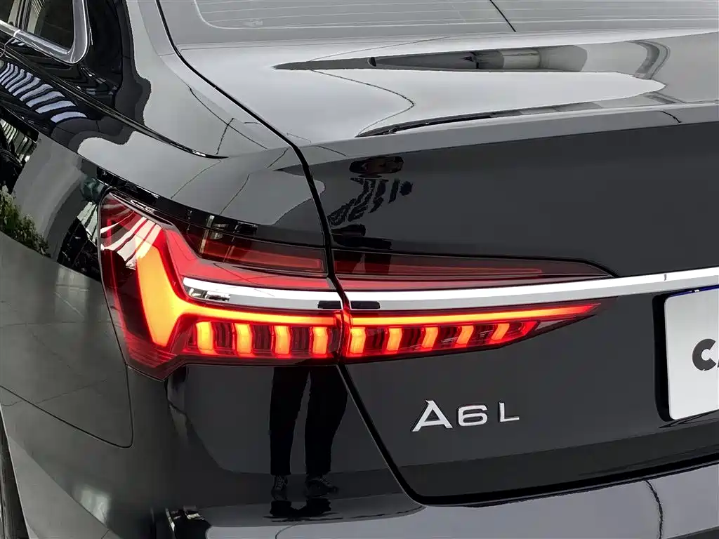 Audi A6L 2024 — фото 33
