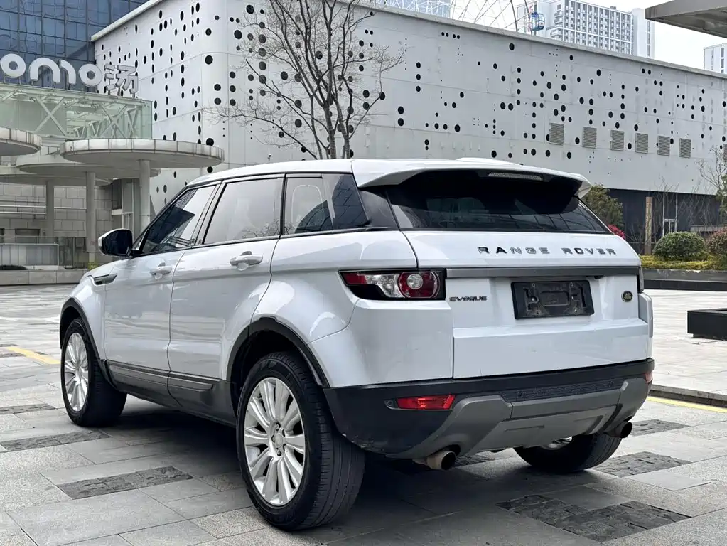 Land Rover Evoque 2015 — фото 6