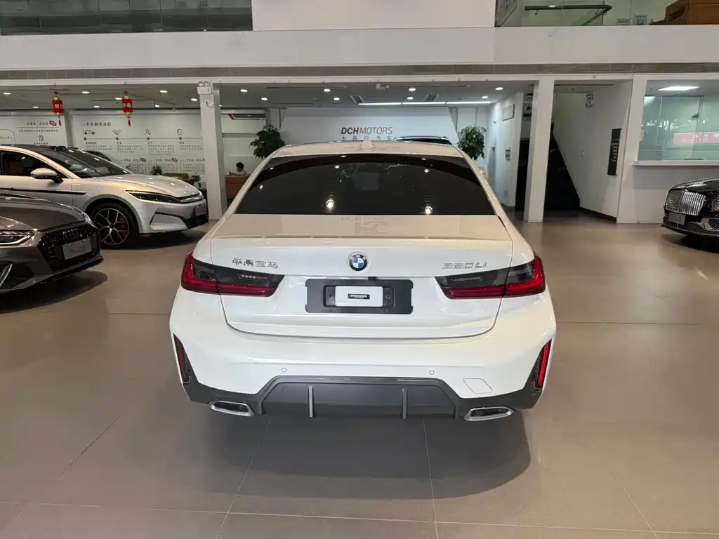 BMW 3 Series 2023