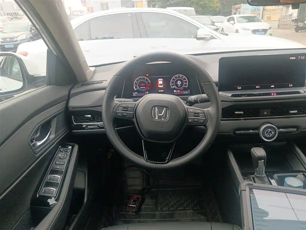 Honda Inspire 2026 — фото 10