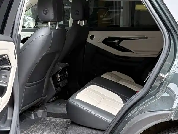 Land Rover Range Rover Evoque 2021