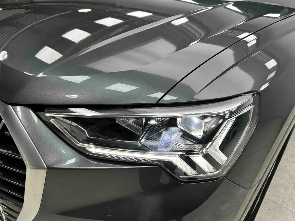 Audi Q3 2023 — фото 18
