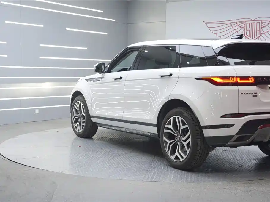 Land Rover Evoque 2023