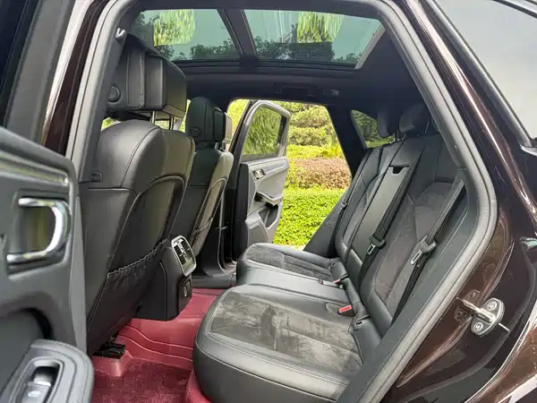 Porsche Macan 2020