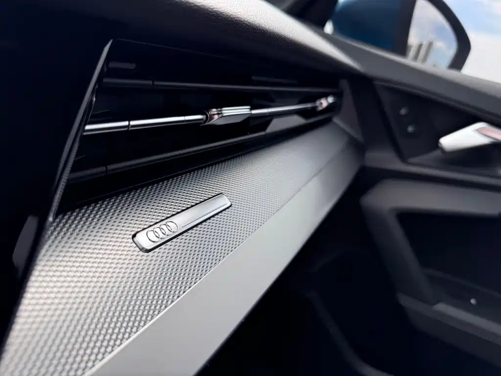 Audi A3 2022 — фото 13