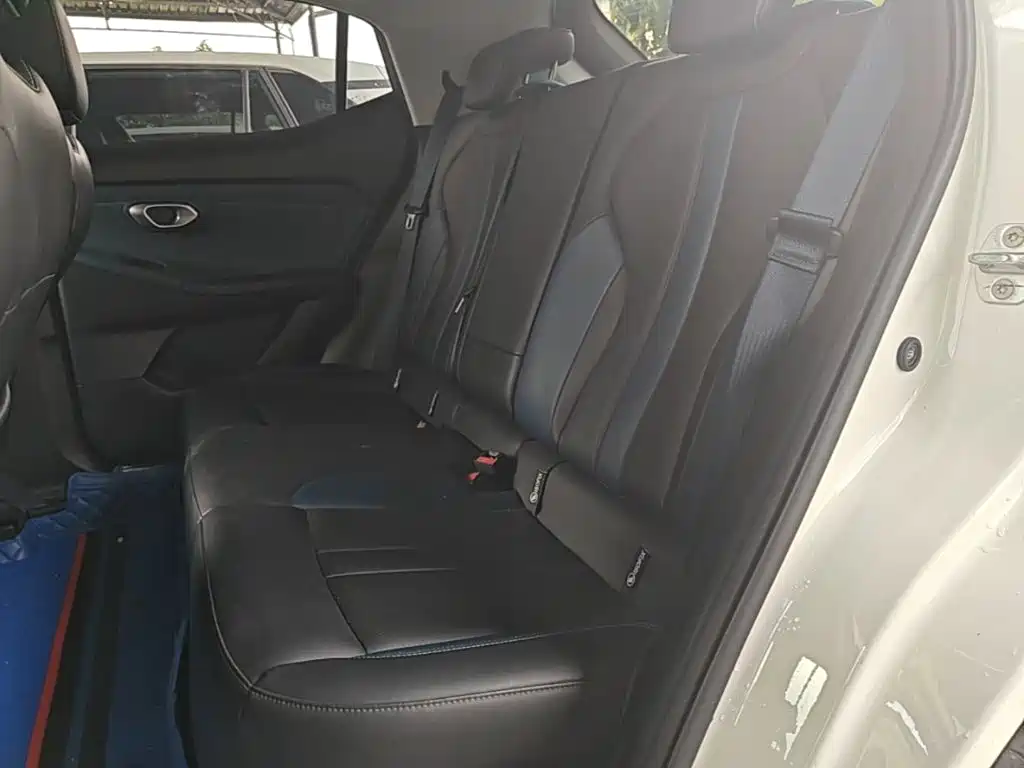 GAC Motor Trumpchi GS3 2023 — фото 17