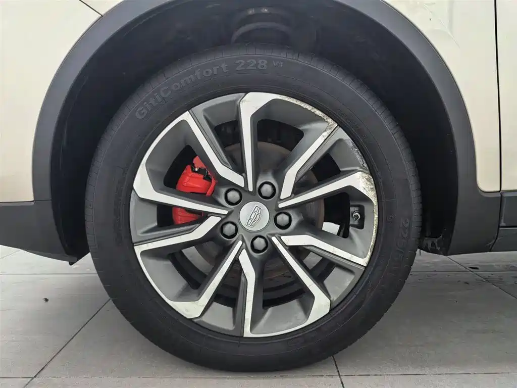 Geely Emgrand GS 2018 — фото 17