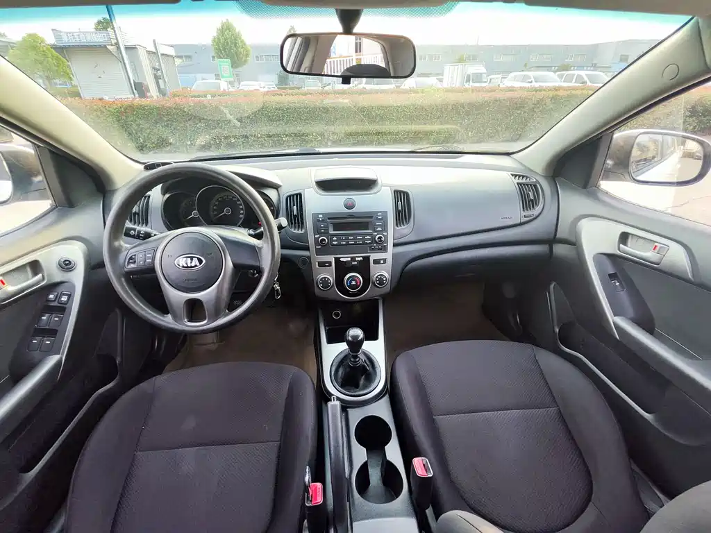 Kia Forte 2012 — фото 11