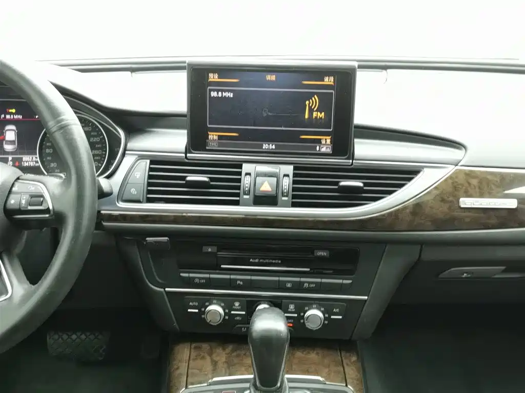 Audi A6L 2018 — фото 12