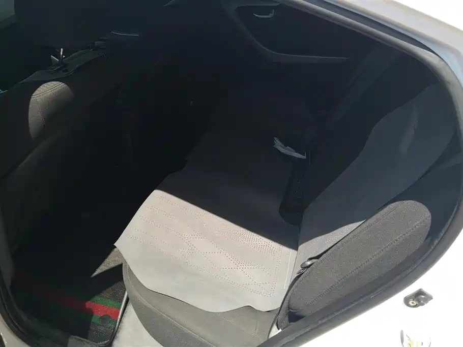 Hyundai Elantra Langdong 2016 — фото 11