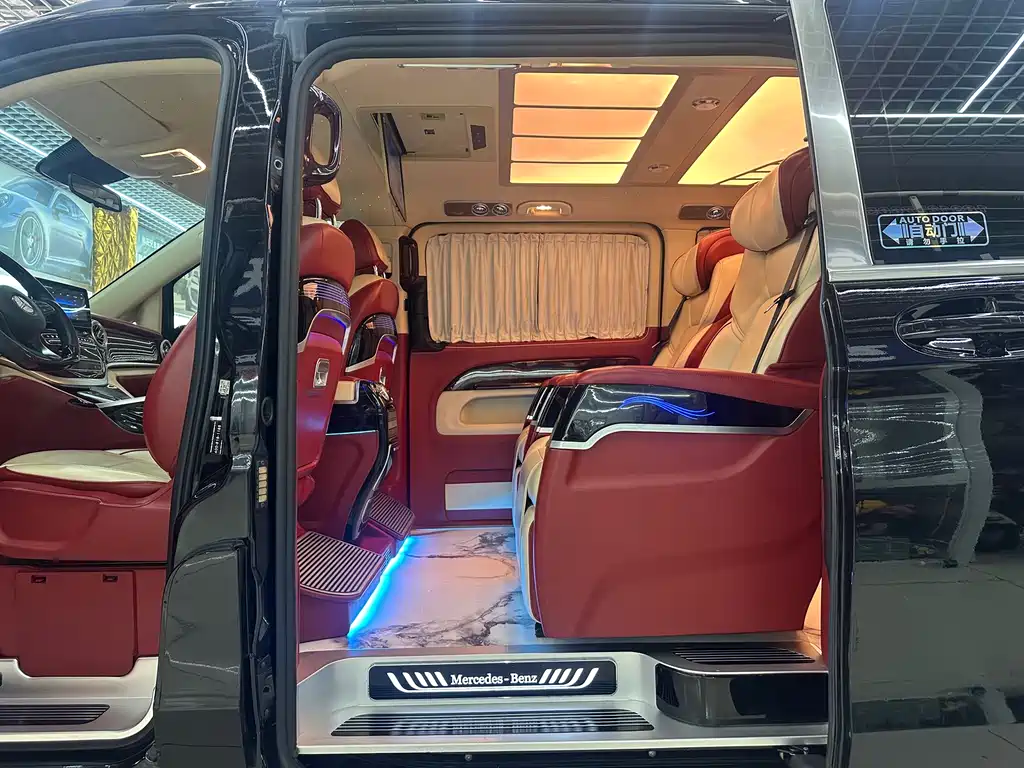 Mercedes-Benz Vito 2023 — фото 12