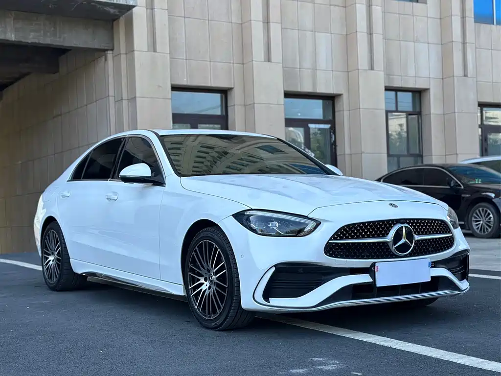 Mercedes-Benz C-Class 2022 — фото 3