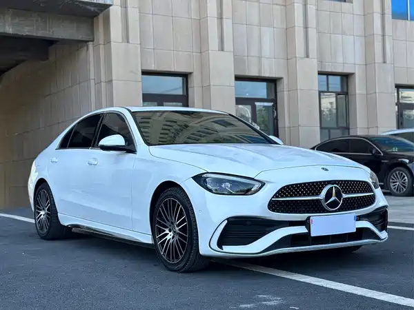 Mercedes-Benz C-Class 2023