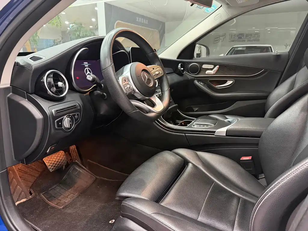 Mercedes-Benz C-Class 2020 — фото 12