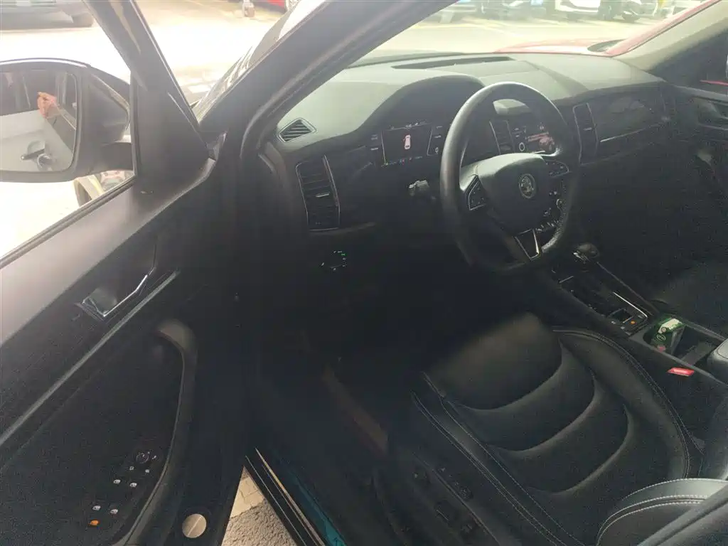 Skoda Kodiaq 2020 — фото 16