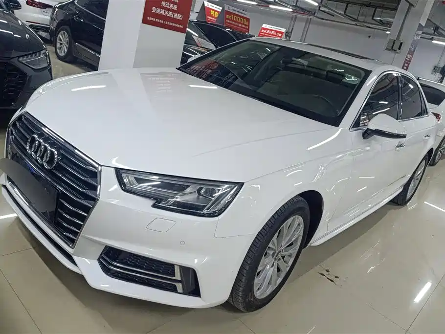 Audi A4L 2019