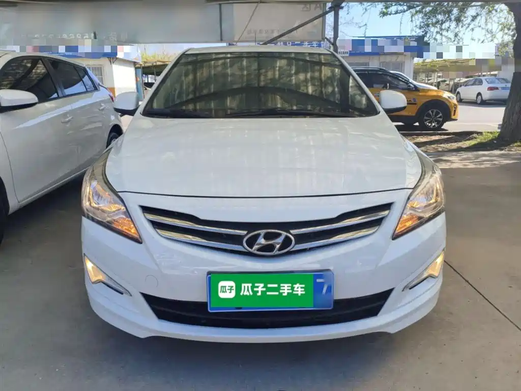 Hyundai Verna 2016 — фото 3