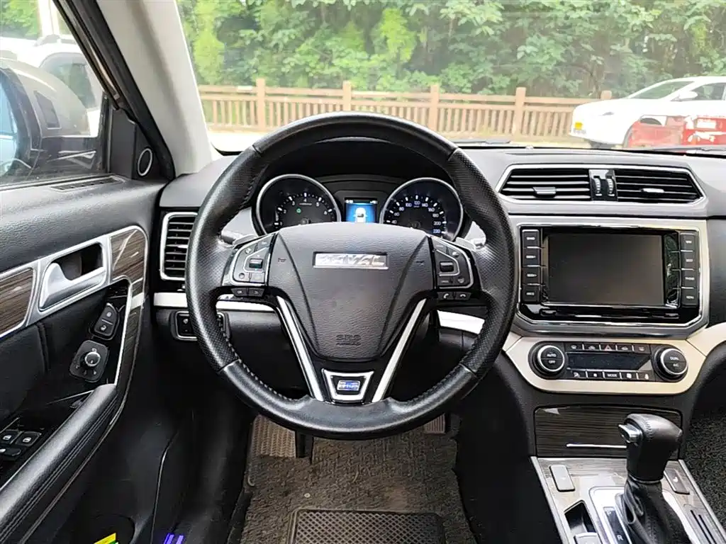 Haval H6 Coupe 2016 — фото 11