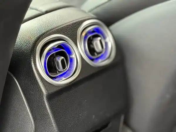 Mercedes-Benz C-Class 2023