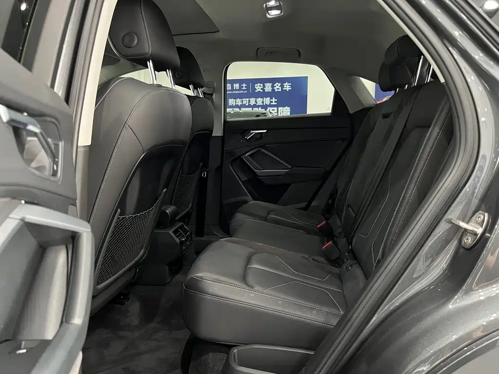 Audi Q3 Sportback 2023 — фото 32
