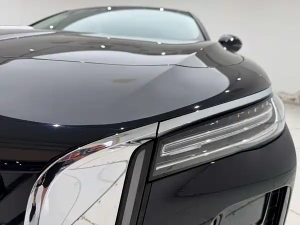 Hongqi H5 PHEV 2026