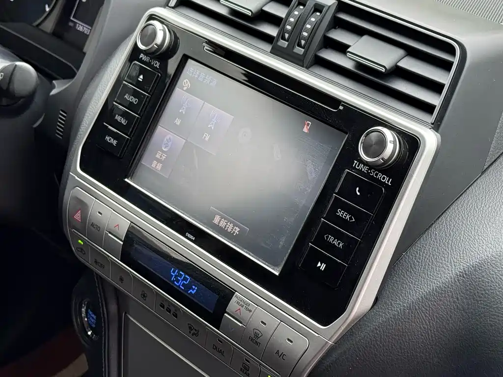 Toyota Prado 2020 — фото 16