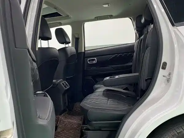 Mitsubishi Outlander 2022