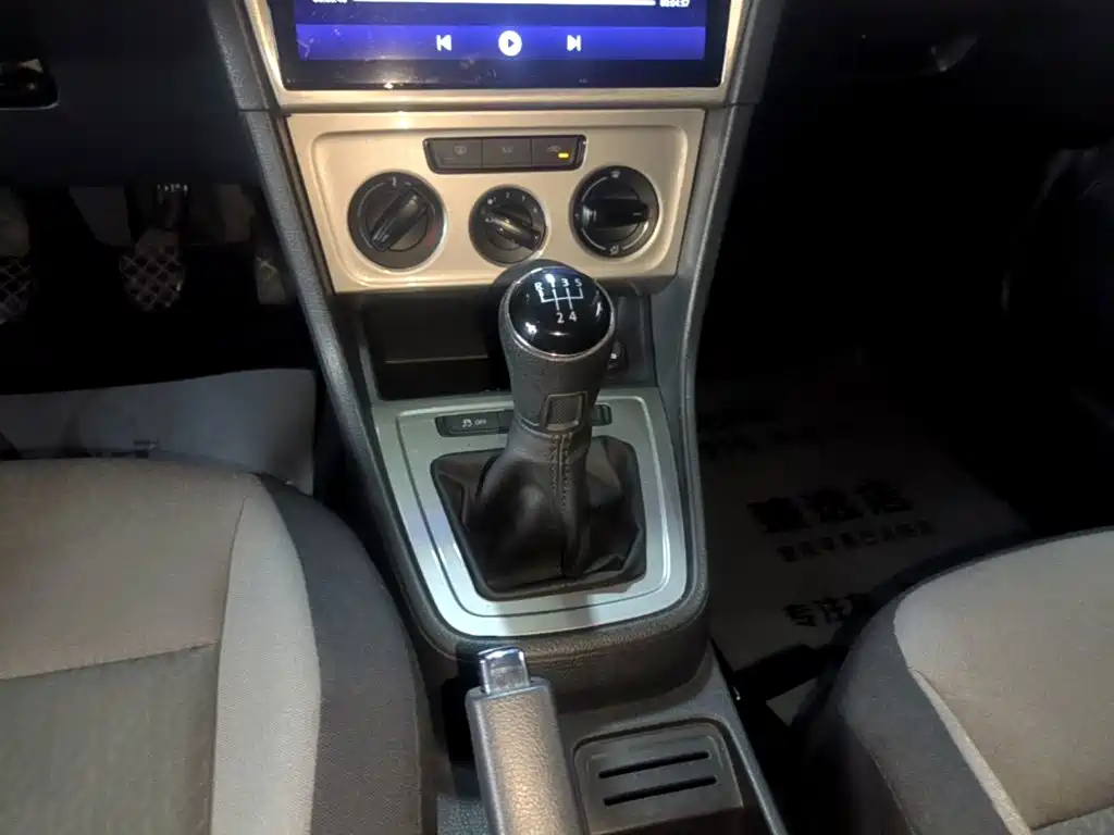 Volkswagen Gran Lavida 2015 — фото 14
