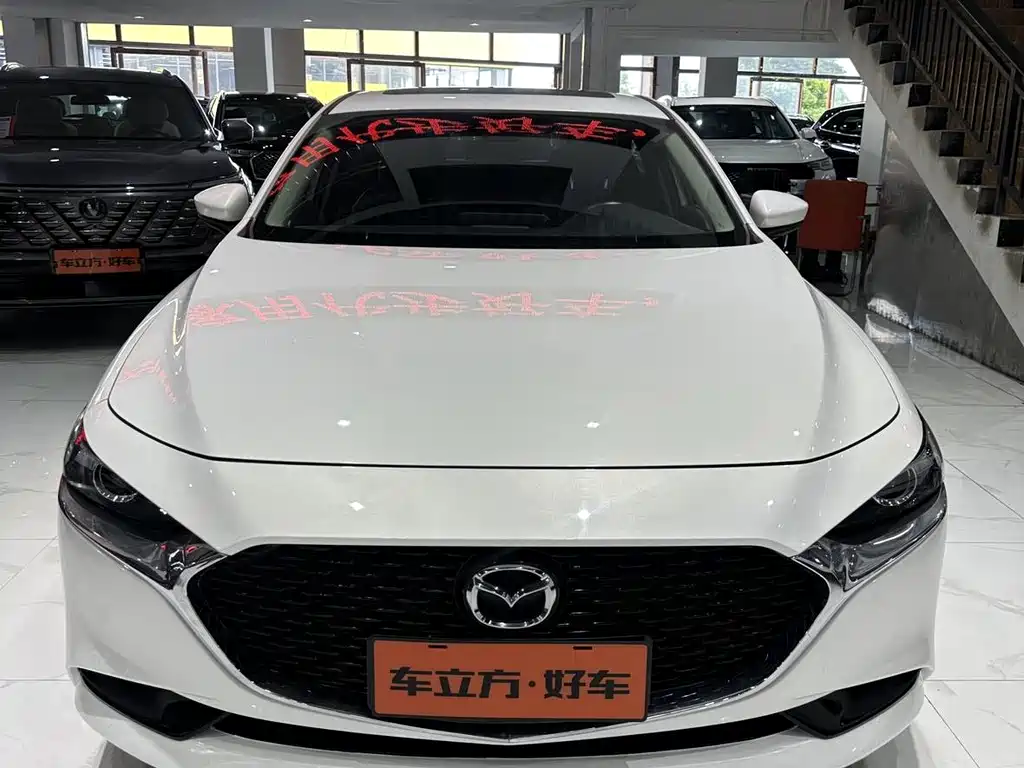 Mazda 3 Axela 2021