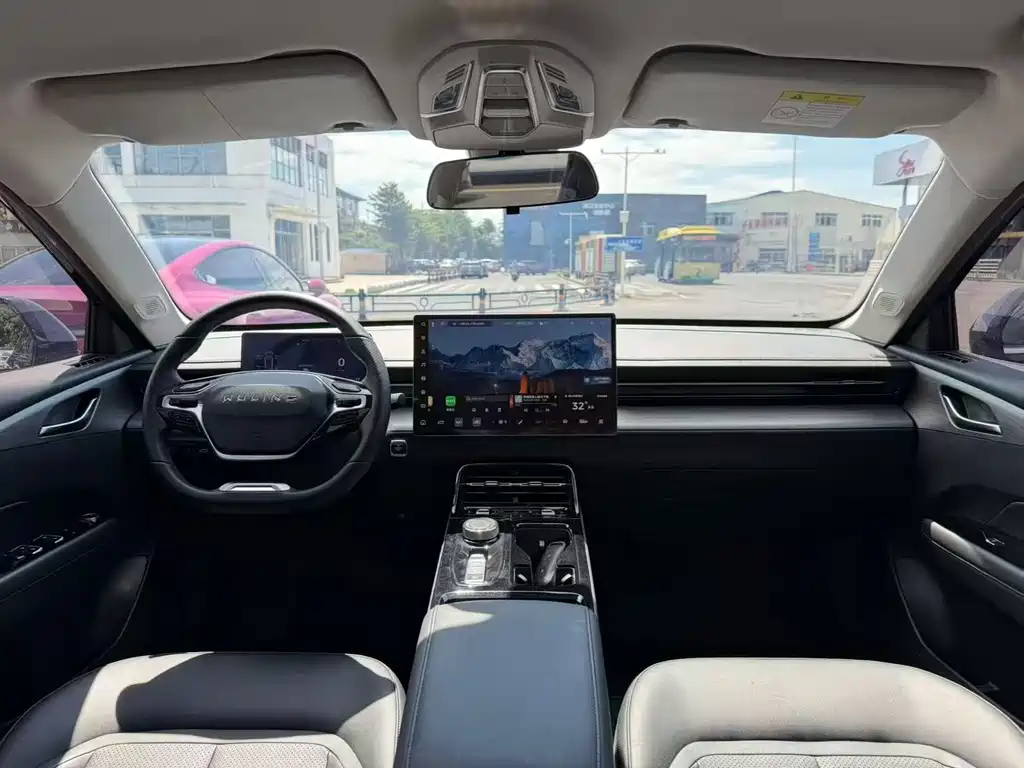 Wuling Starlight 2024