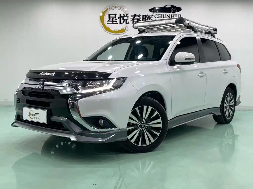 Mitsubishi Outlander 2022