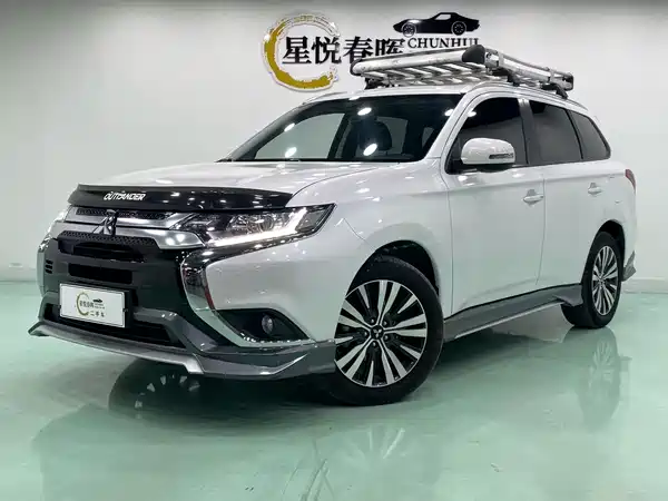 Mitsubishi Outlander 2022