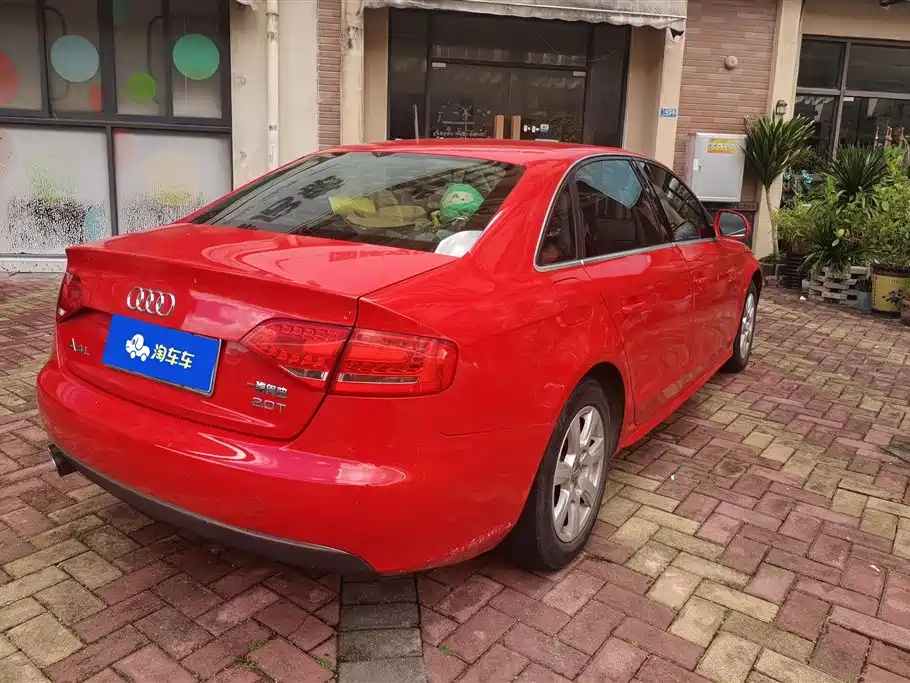 Audi A4L 2011