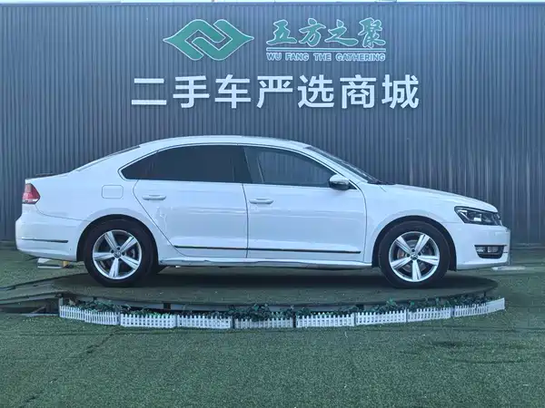 Volkswagen Passat 2013