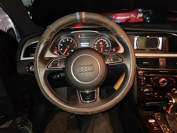 Audi A4L 2016