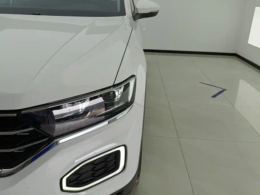 Volkswagen T-Roc 2023