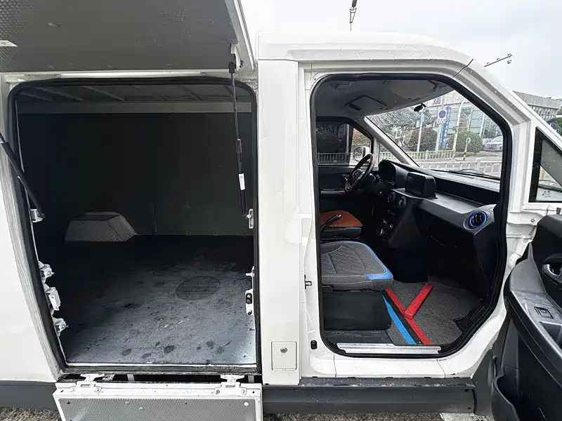 Foton Zhilan Genie E7 2023 — фото 14