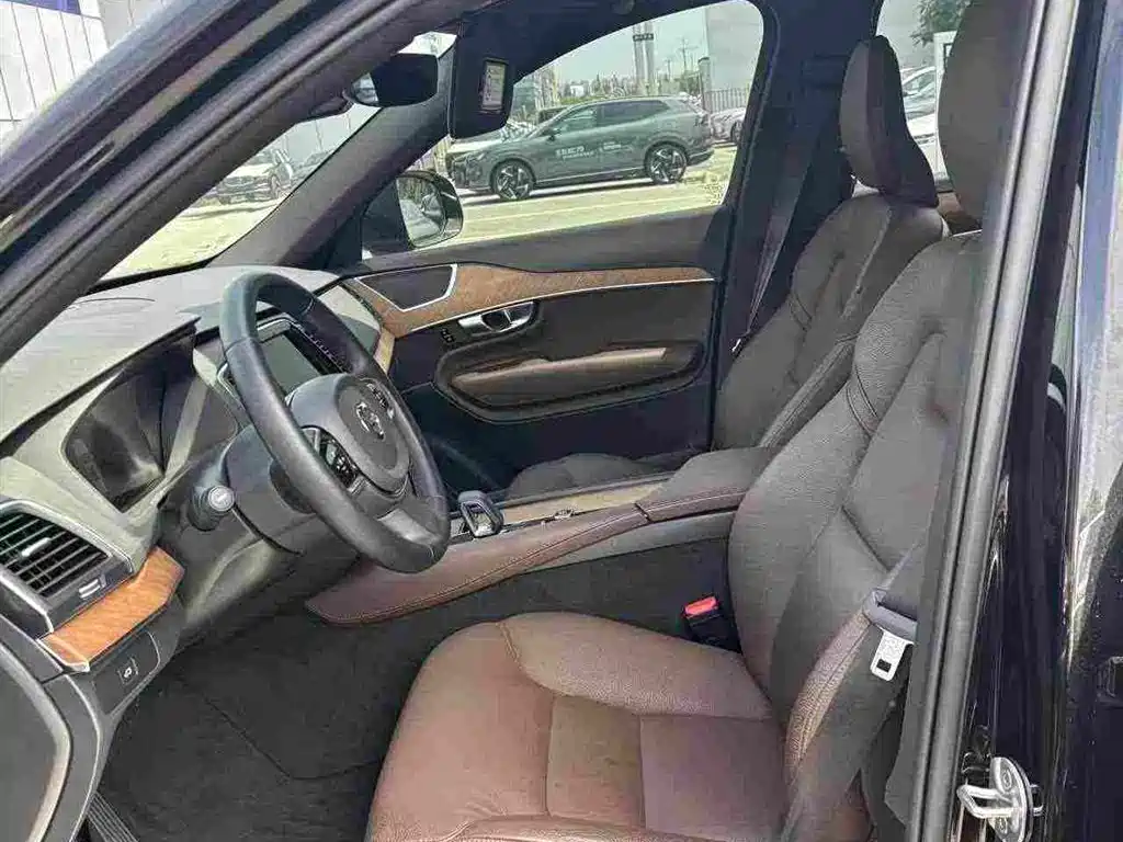 Volvo XC90 2023