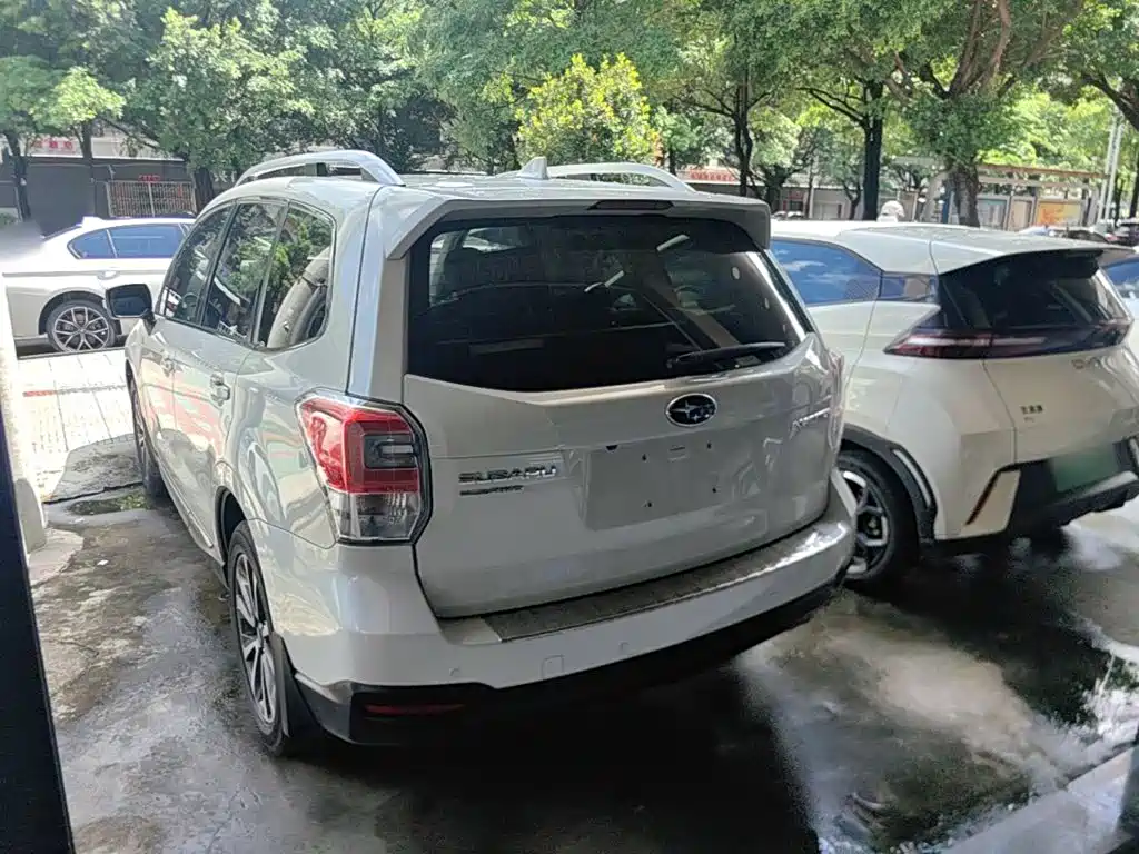 Subaru Forester 2016