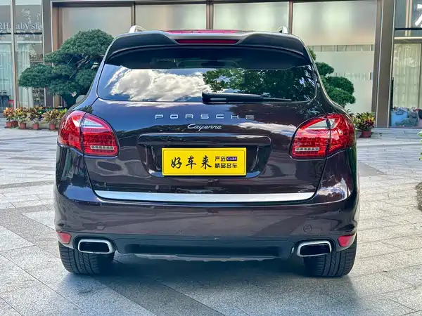 Porsche Cayenne 2014