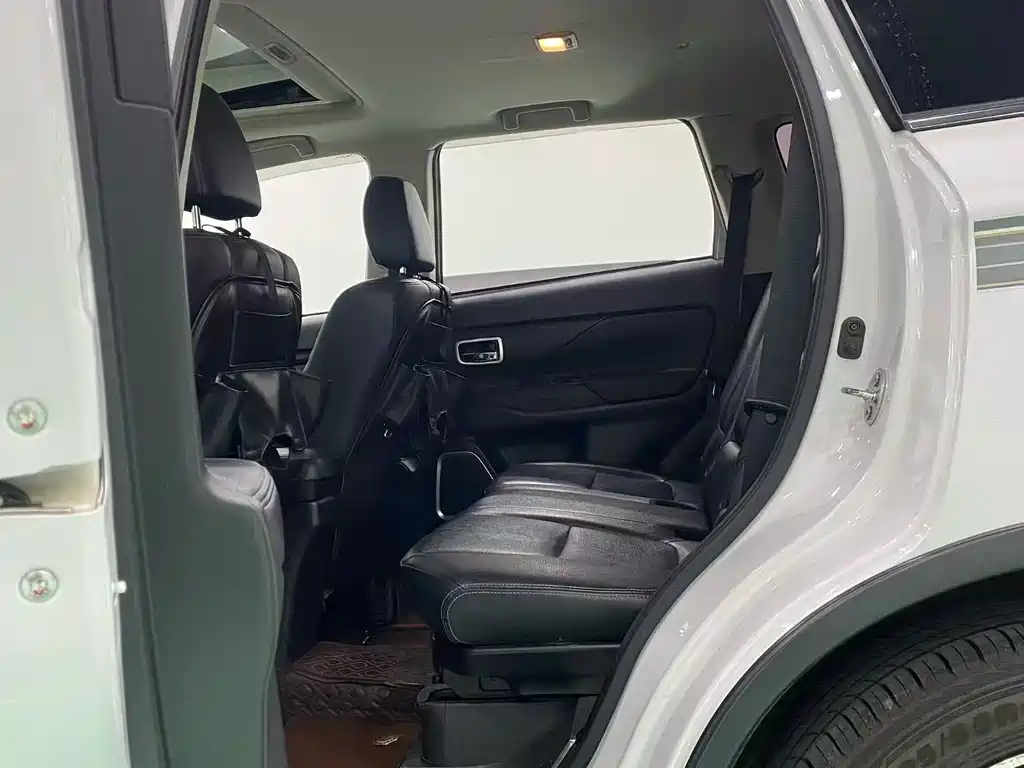 Mitsubishi Outlander 2017