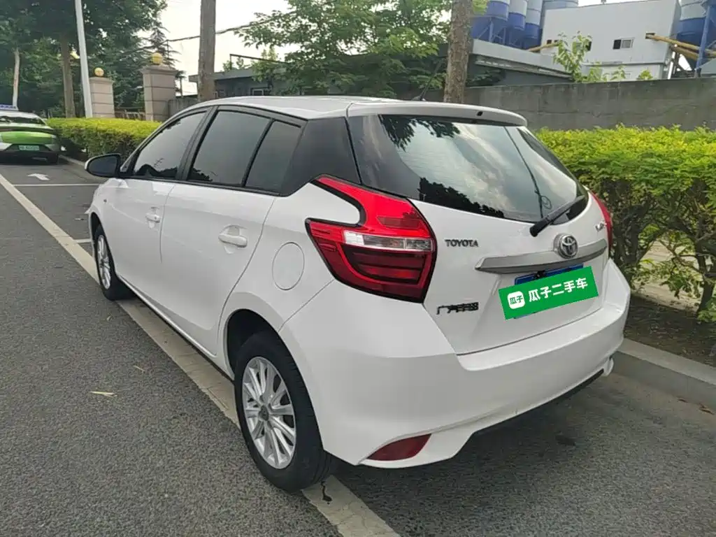 Toyota Yaris L 2017
