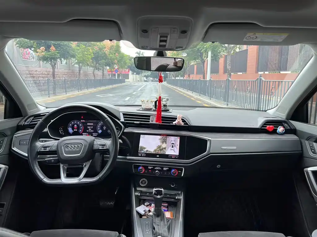 Audi Q3 2021