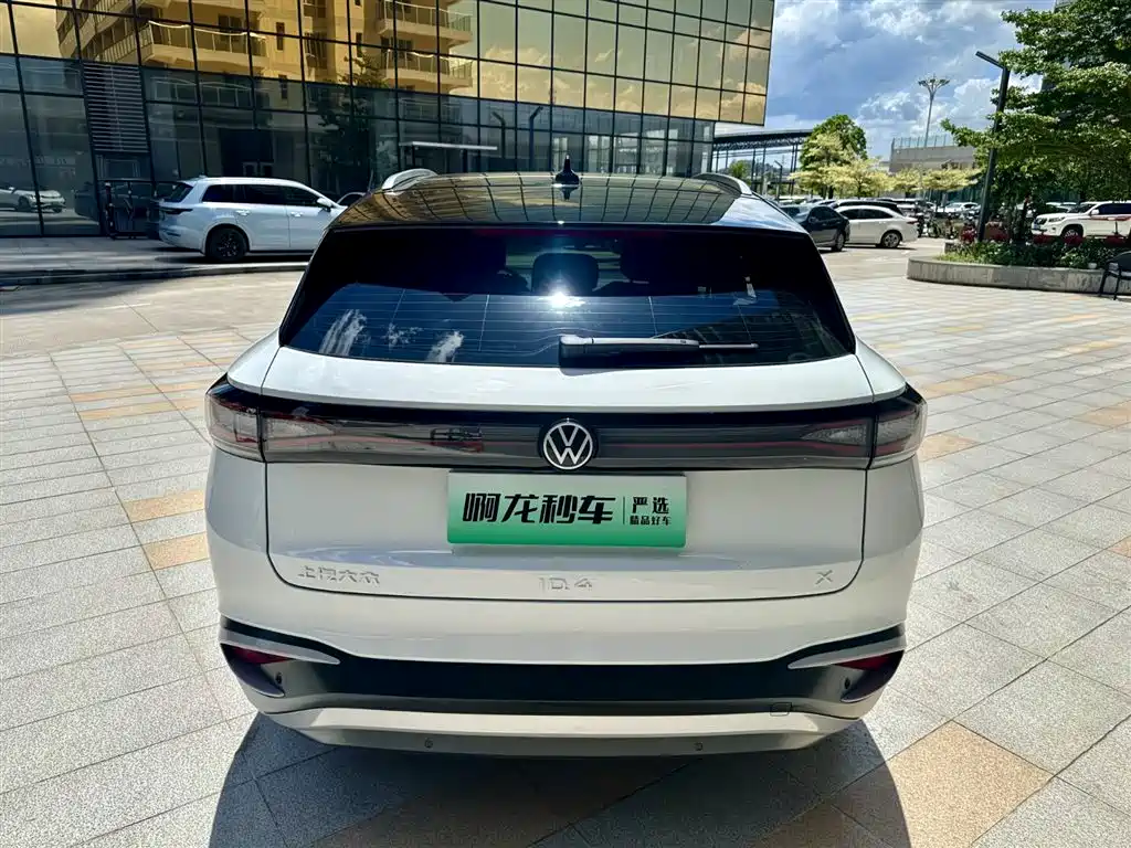 Volkswagen ID.4 X 2025