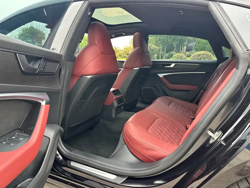 Audi A7L 2023 — фото 8