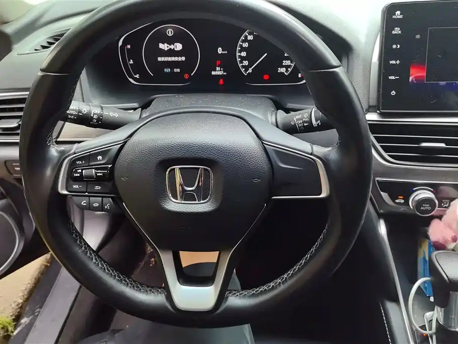 Honda Accord 2022 — фото 15